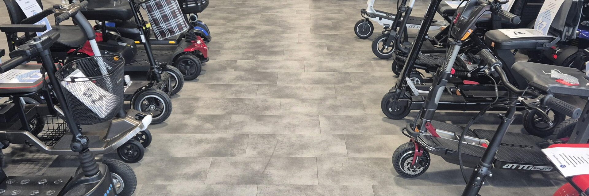 opvoiuwbare scootmobiel showroom lichtgewicht